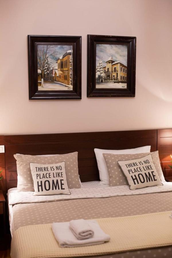 Villa Elezi 2 คอร์เชอ ภายนอก รูปภาพ