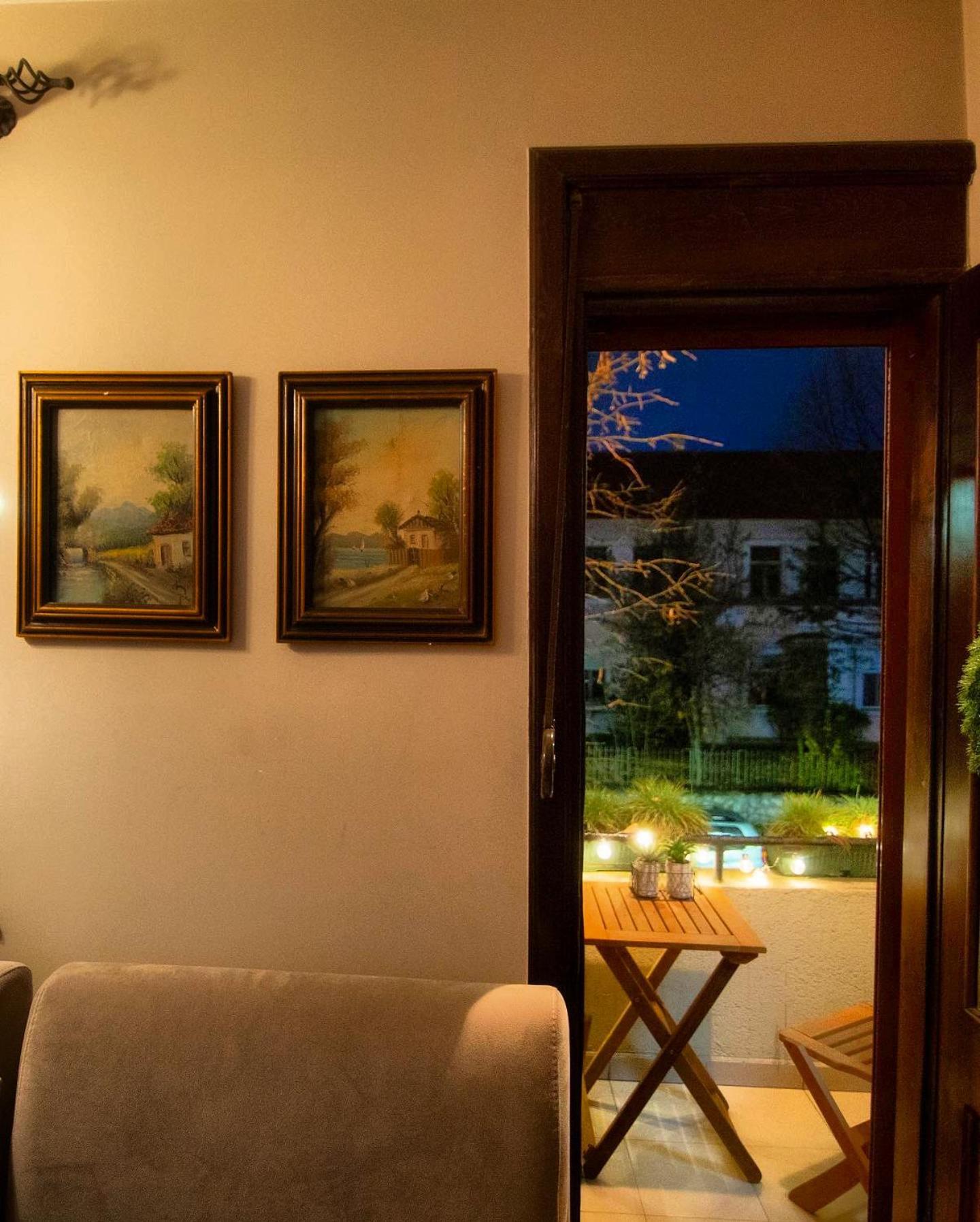 Villa Elezi 2 คอร์เชอ ภายนอก รูปภาพ