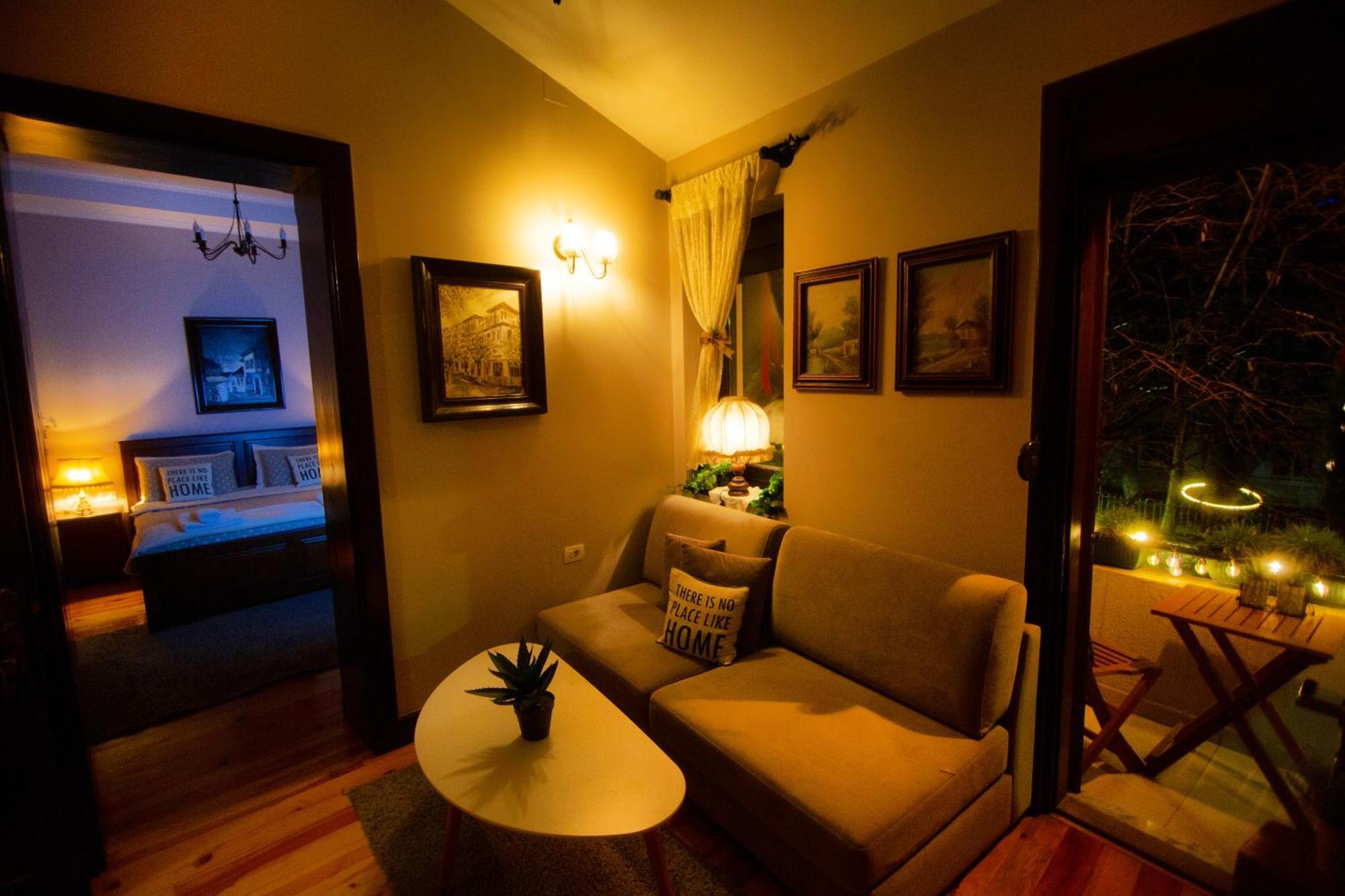 Villa Elezi 2 คอร์เชอ ภายนอก รูปภาพ