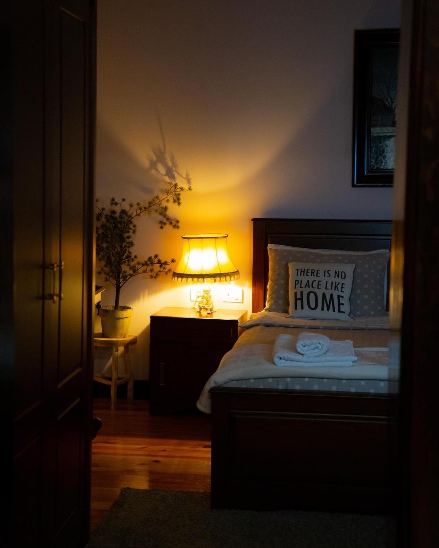 Villa Elezi 2 คอร์เชอ ภายนอก รูปภาพ