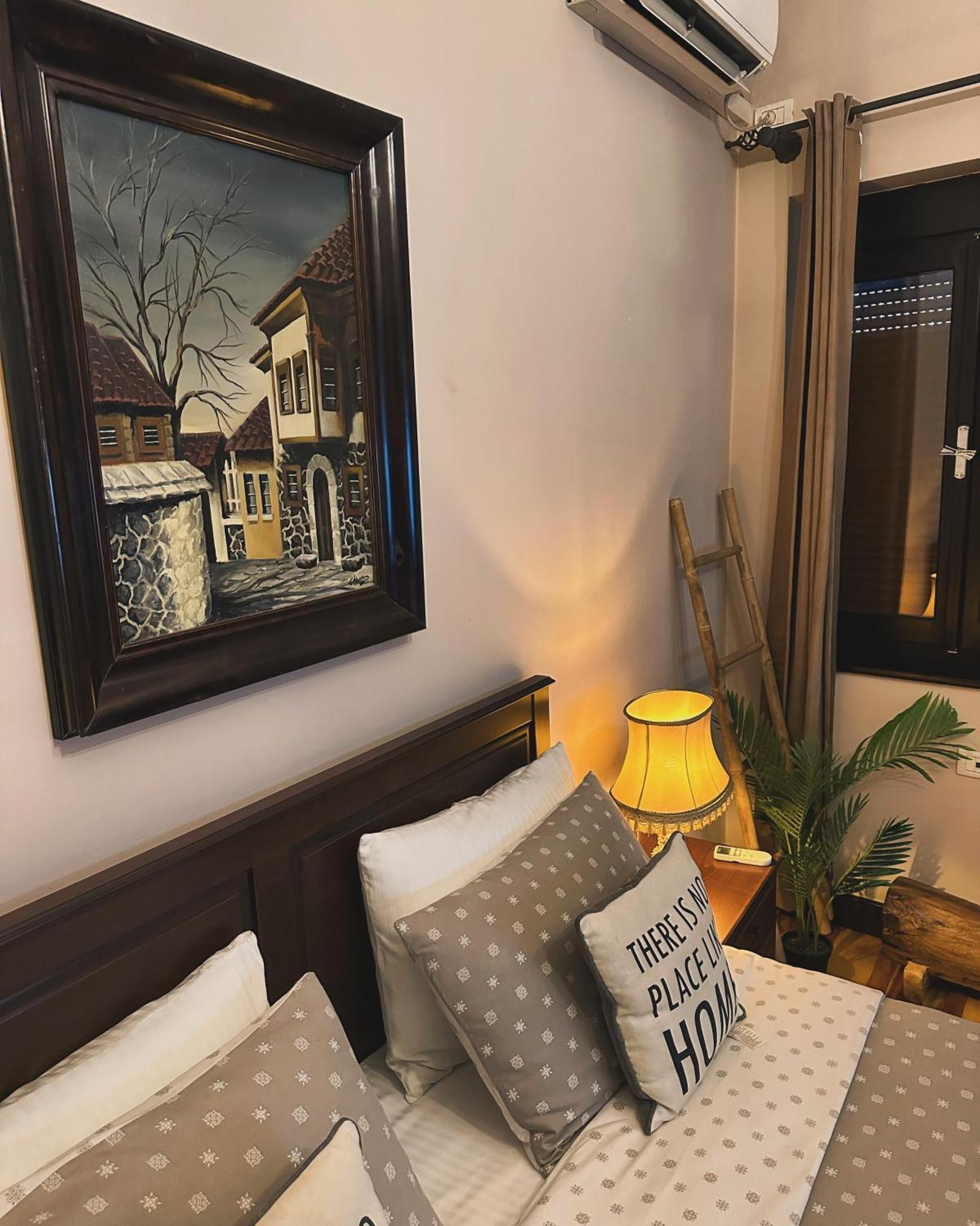Villa Elezi 2 คอร์เชอ ภายนอก รูปภาพ